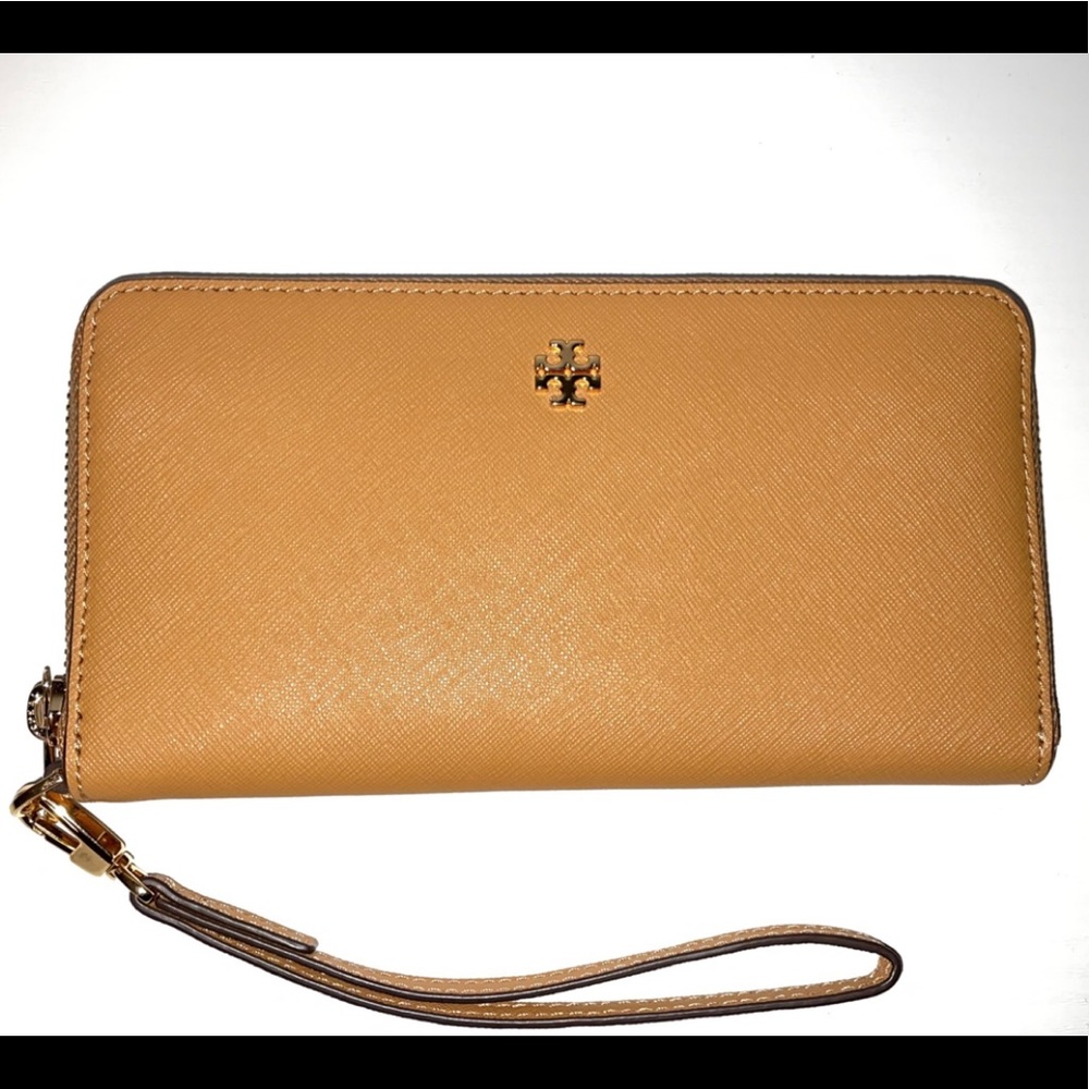 Tory Burch Emerson Continental Wallet Wristlet